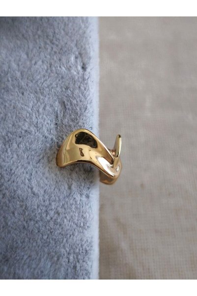 MuseumofYou Wave Design Earcuff Gold Plated Color - Cartilage Earring for Non-Pierced Ears