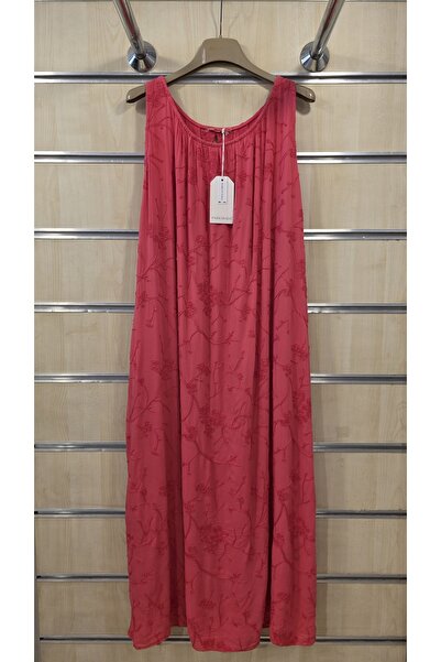 Park Moda Rochie brodată cu mâneci scurte