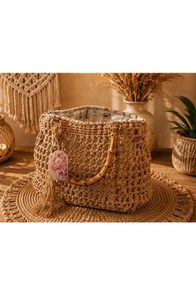 Handmade Geantă din rafie cu mânere din bambus