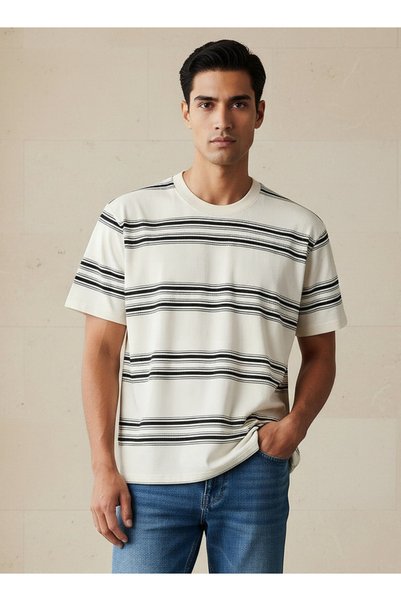 FAV Men Relaxed Fit Crew Neck Short Sleeves Striped T-shirt