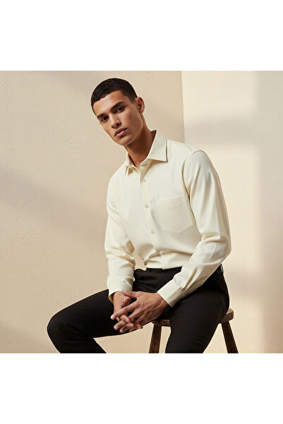 FAV Men Regular Fit Collared Textured Long Sleeves Shirt