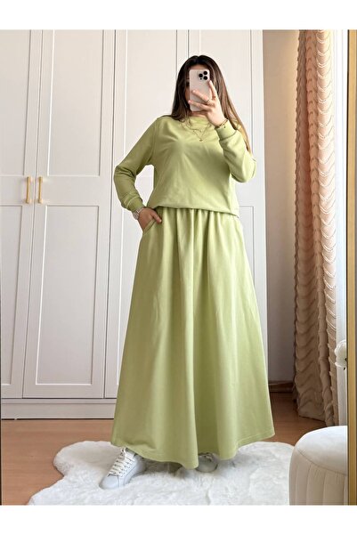 ankanoor Skirted Sweatshirt Set