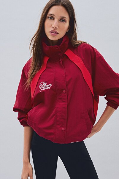 Bershka İşlemeli hafif ceket