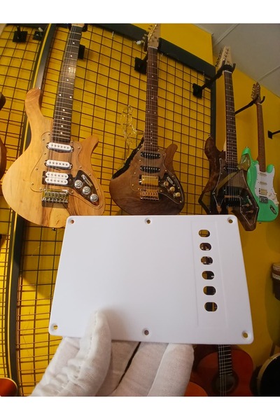 PUANDORG Elektro Gitar stratocaster Tremolo Arka Yay Kapağı BEYAZ