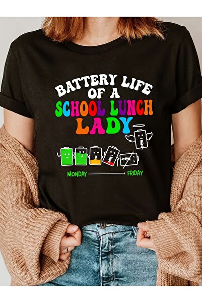 STITCHLY مساعد الوجبات في كافتيريا قاعدة المشاةية. تي شيرت مطبوع عليه حروف، ب...