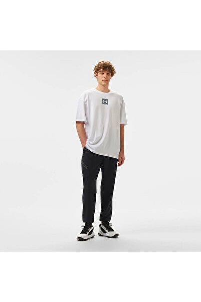 Under Armour تي شيرت أبيض للرجال 1386803_101 بأكمام قصيرة