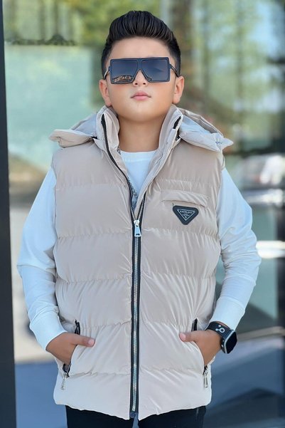 Pina Kids سترة قابلة للنفخ من قماش نوفا بقلنسوة للأولاد YLK3026