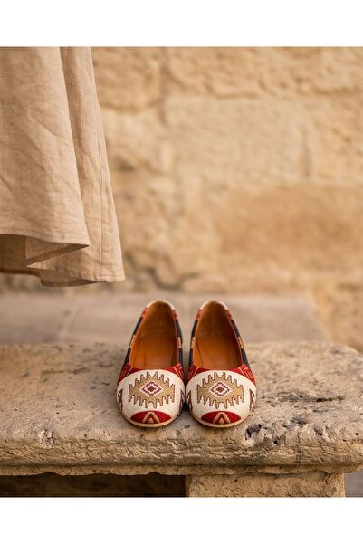 futsi shoes VITTORIA Hakiki Deri Etnik Desenli Kadın Beyaz Kilim Desenli Babet