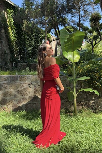 Gizem Ecemiş Glorinda Kırmızı Drapeli Tek Omuz Elbise