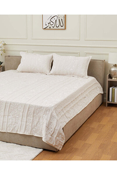 REDTAG Ivory Jacquard Bedspread (260 x 240 cm)