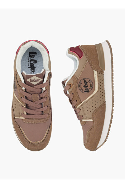 Lee Cooper حذاء رياضي للأولاد بألوان متعددة ورباطات