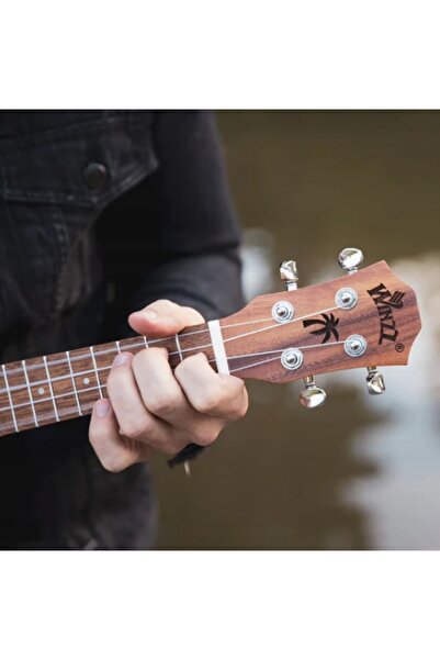 NO BRAND Laila Ufn-2311-C-P1 Ukulele de concert