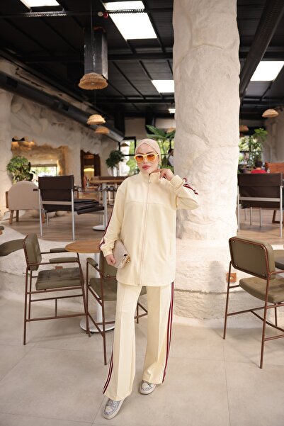 MİMİ Luxury Wear Γυναικείο σετ αθλητικής φόρμας με φερμουάρ και λεπτομέρεια δ...