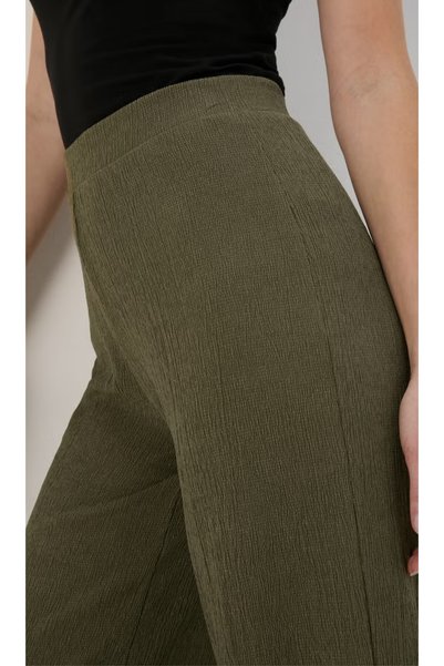 Merlot Elastic Waist Wide Leg Textured Khaki Trousers