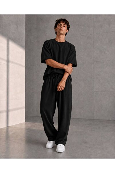 GKN WEAR Unisex Oversize Set Comfortable Fit Sweatpants and T-Shirt Combination