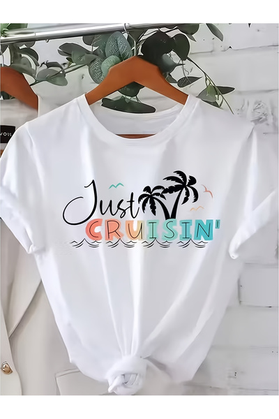 128 Fashionable Women's Sports T-Shirt - Stylish and Trendy, Crew Neck Short ...
