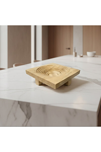Roots Furniture وعاء من الترافرتين