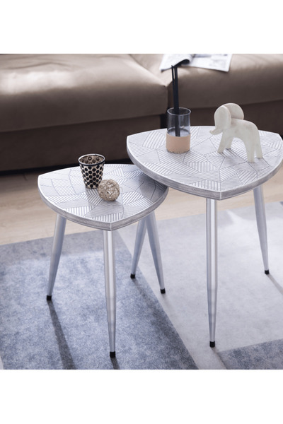 Crestview Collection طقم طاولات زاوية فضية من قطعتين