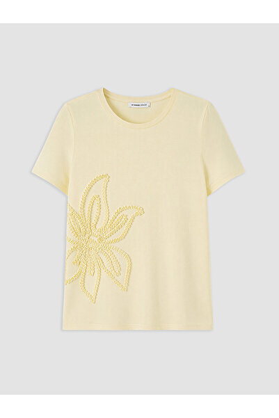 LC Waikiki Trendlucky Embroidered 100% Cotton Women's T-Shirt with a Difference