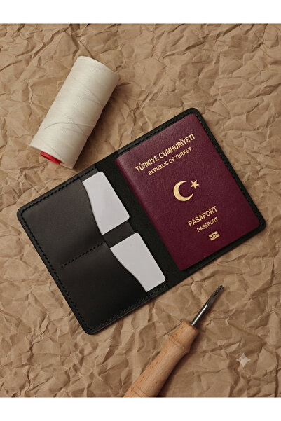 El Yapımı Hakiki Deri Kişiye Özel Pasaport Kılıfı