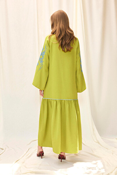 Touché Privé EMBROIDERED Linen DRESS