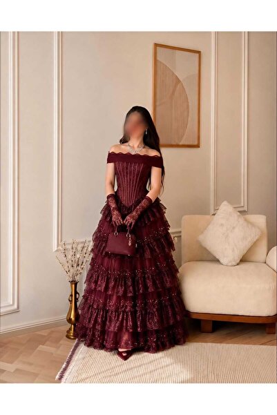 Liva Lace evening dress