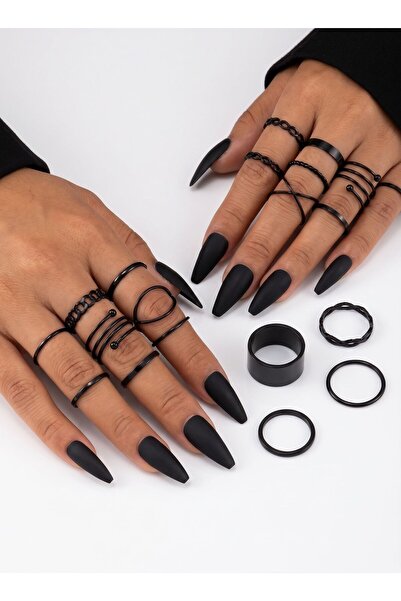 Ervalina Set of 9 Black Gothic Rings