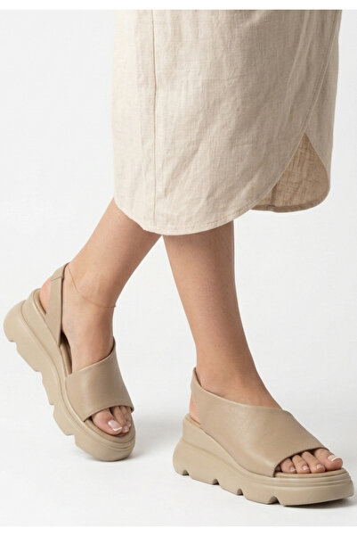 Lavish Gold Todo Beige Skin Wedge Heel Sandals