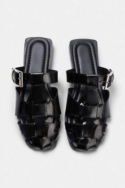 TRENDYOL SHOES   Black Women's Slippers