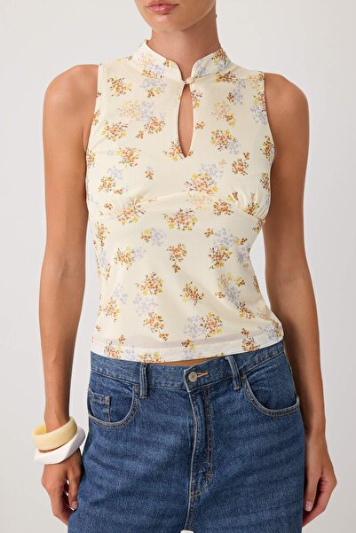 Trendyol Collection Multi-Colored Floral Fitted Keyhole Collar Sleeveless Tul...