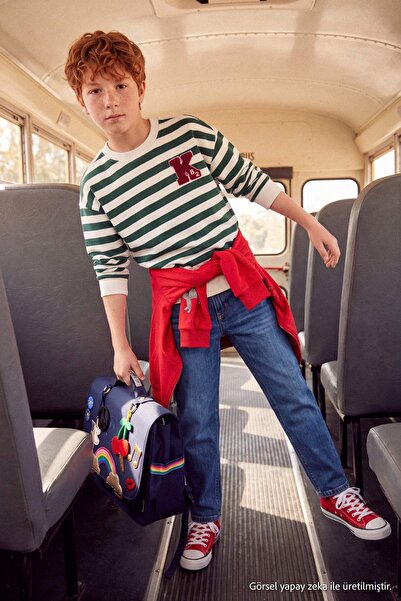 TRENDYOLKIDS سويت شيرت محبوك مسطح للأولاد باللون الأخضر TKDAW27SW00013