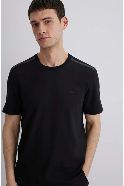 Mavi M0612689 Μαύρο εμπριμέ μπλουζάκι Ανδρικό T-Shirt ΜΑΥΡΟ