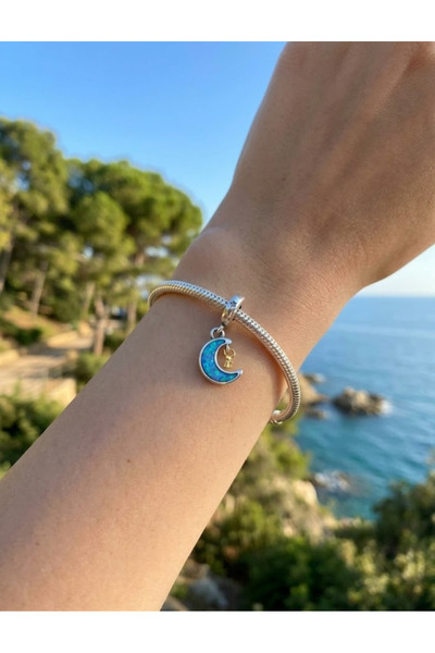 My Story İki Renkli Anahtar ve Ay Sallantılı Charm