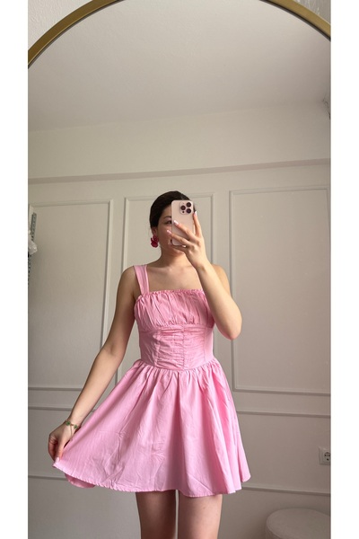 MODA PEMBE ŞORTLU ELBİSE