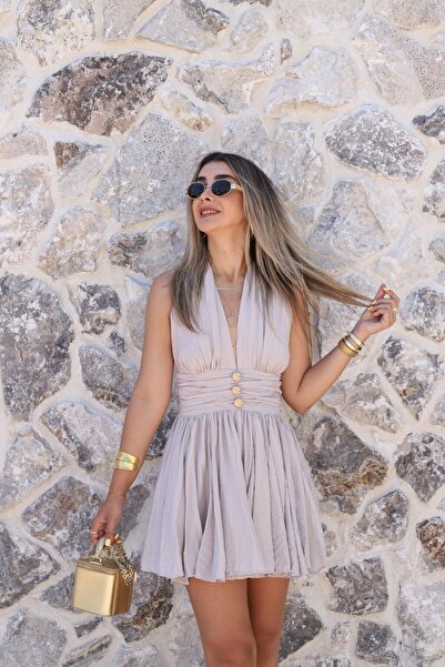 bytugcekaya Rochie mini cu șnur la gât din piatră