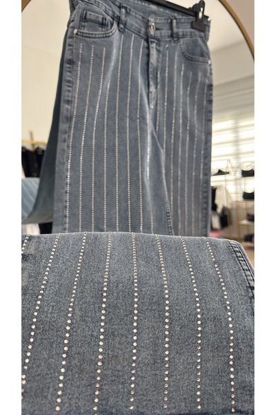 Store Arka ön Taş Detaylı Jeans