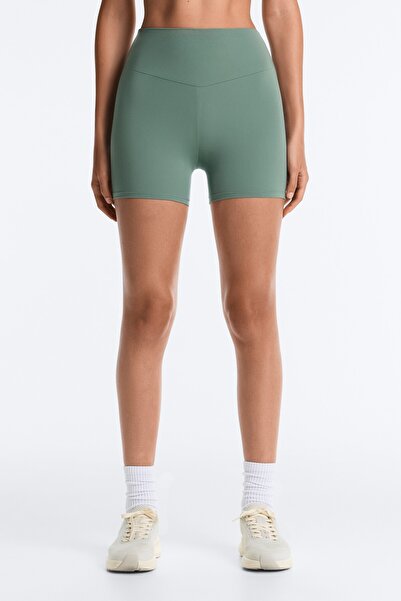 Oysho High rise Comfortlux 10 cm hot pant
