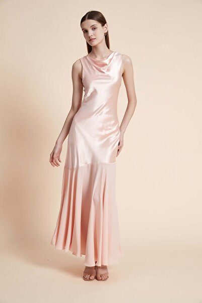 Yola Sleeveless plain maxi dress