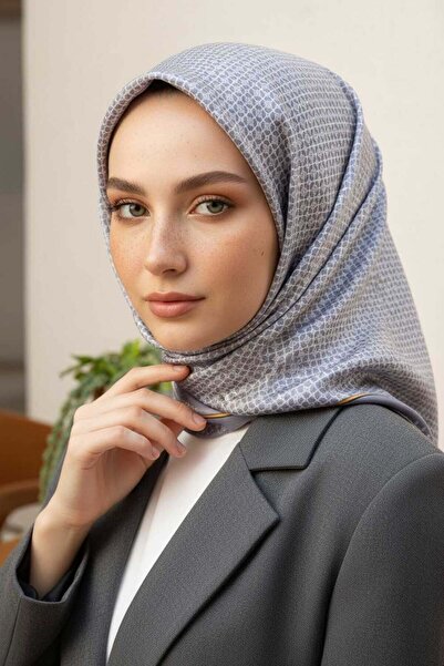 Vissona %100 Twill İpek Minik Motif Desenli Gri - Krem Renkli 90x90 Eşarp Dik...