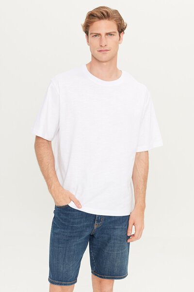 WRANGLER Regular Fit Bisiklet Yaka Pamuklu Beyaz Tişört-W241556