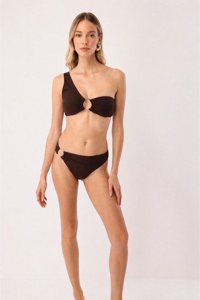 MİSSARWEN Tek Omuz Gold Aksesuar Detaylı Acı Kahve Bikini Üstü - Elina