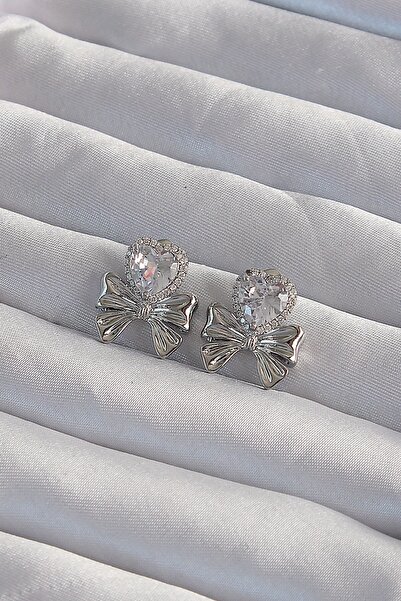 Inure Jewelry النحاس الفضة اللون الزركون حجر القلب نموذج القوس أقراط