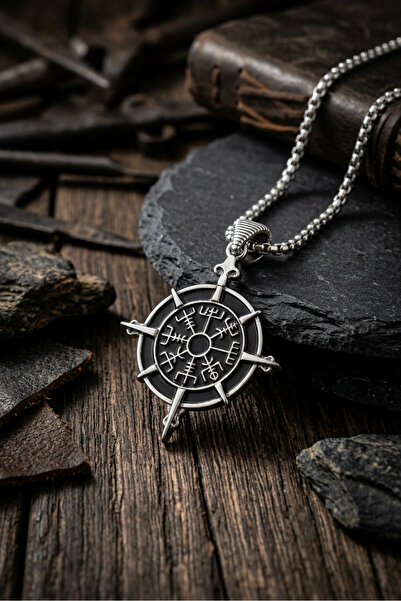 Begondio Viking Compass Handcrafted Stainless Steel Chain Men's Necklace