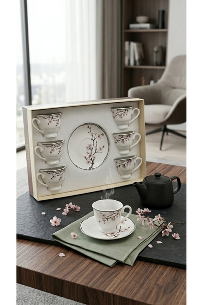 Generic Classic Design Tea Cups and Saucers Set for High-End Dining Experiences