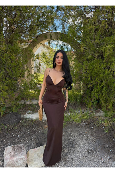 kırmızı butiks Καφέ φόρεμα μάξι με λουράκια και λεπτομέρειες σε στυλ Basic