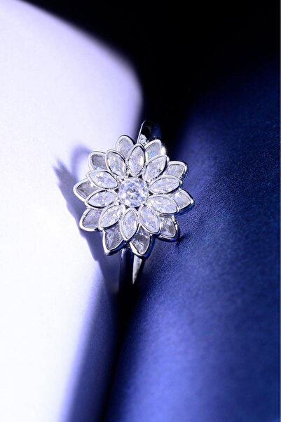 innuendo jewelery 925 Ayar Gümüş Papatya Tasarım Taşlı Kadın Yüzük
