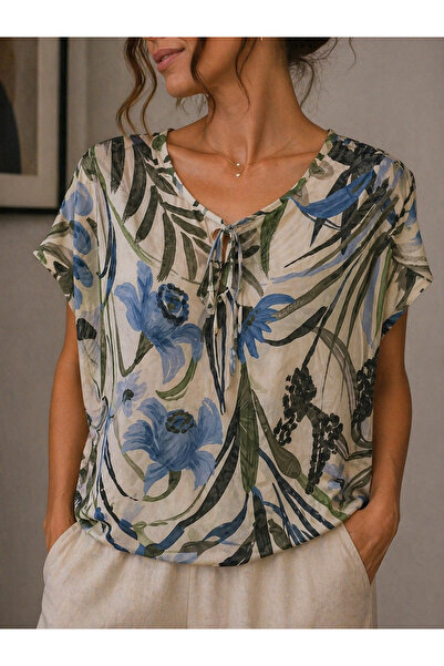 Becha Butik Floral Patterned Blouse with Metallic Detail and Tie Front