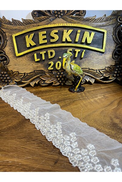 KESKİN AKSESUAR 3D ÇİÇEK NAKIŞLI TÜL DANTEL ŞERİT 1 METRE GÖNDERİLİCEKTİR