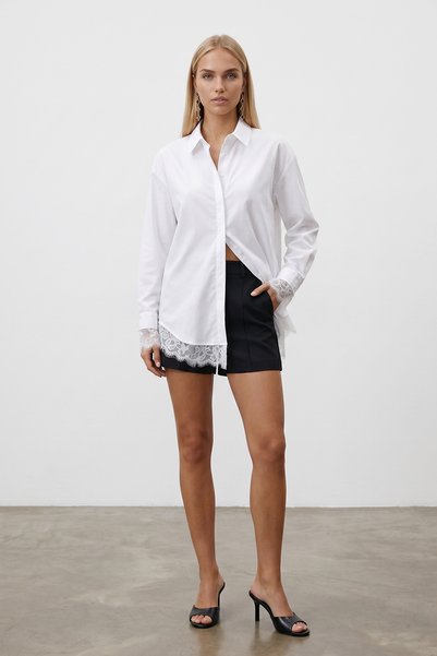 Trend Alaçatı Stili Oversized Poplin Shirt with White Skirt and Lace Detail on Cuffs Alc-X15447