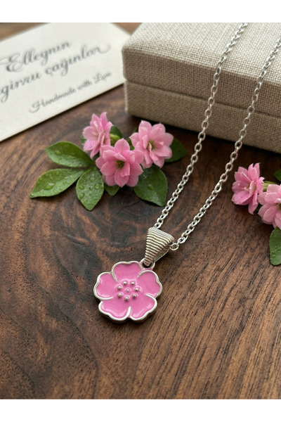 Velcari Kadın Çelik Zincirli Pembe Mine Emaye Kiraz Çiçeği Sakura Figürlü Kolye